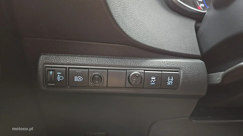 Toyota Corolla E210 15