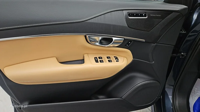 Volvo XC 90 10