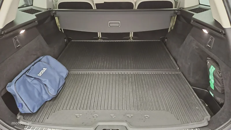 Volvo XC 90 23