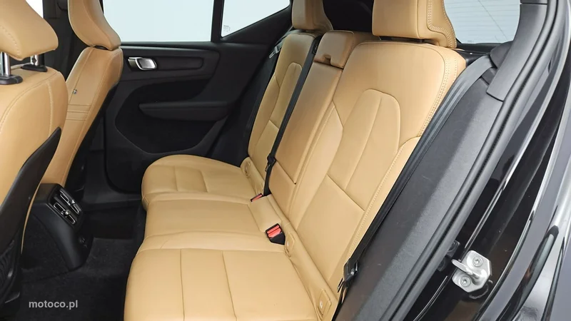 Volvo XC 40 22