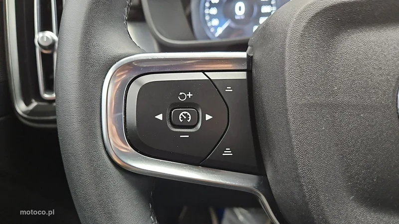 Volvo XC 40 16