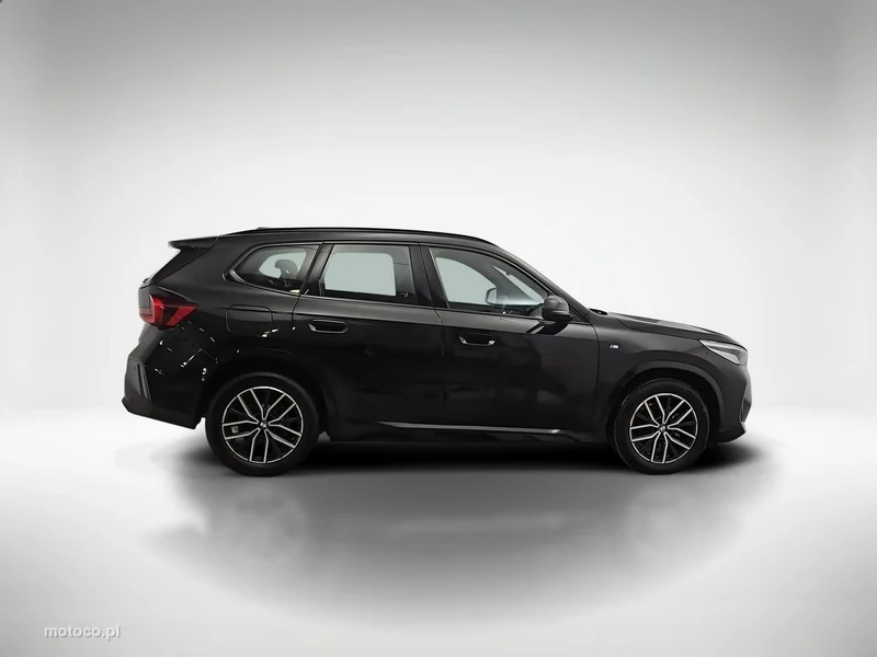 BMW X1 U11 6
