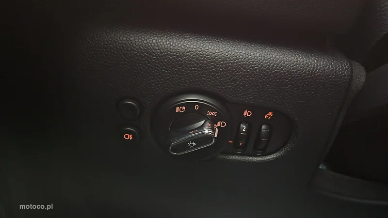 MINI Cooper 17