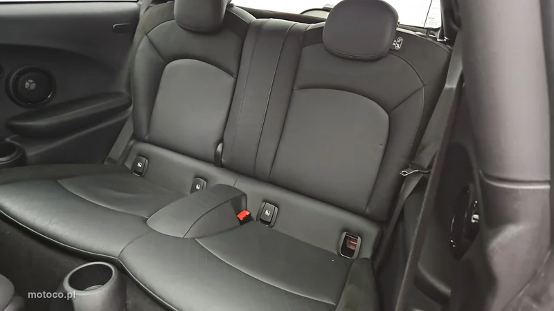 MINI Cooper 22