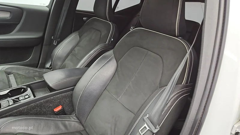 Volvo XC 40 11