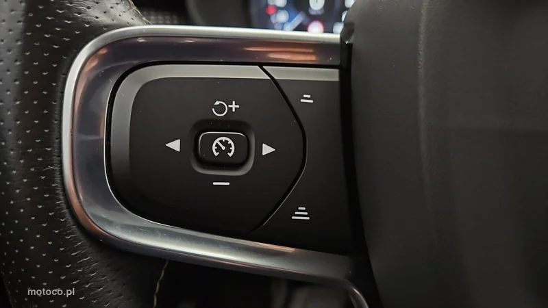Volvo XC 40 16