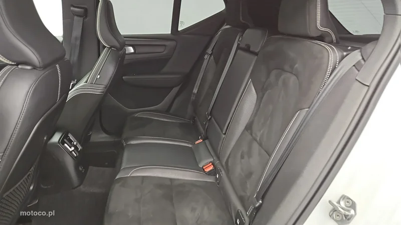 Volvo XC 40 22