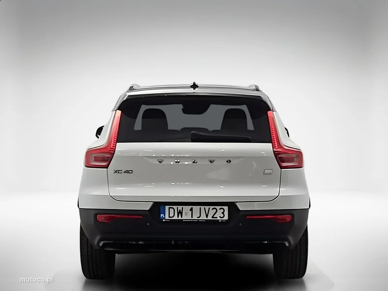 Volvo XC 40 4