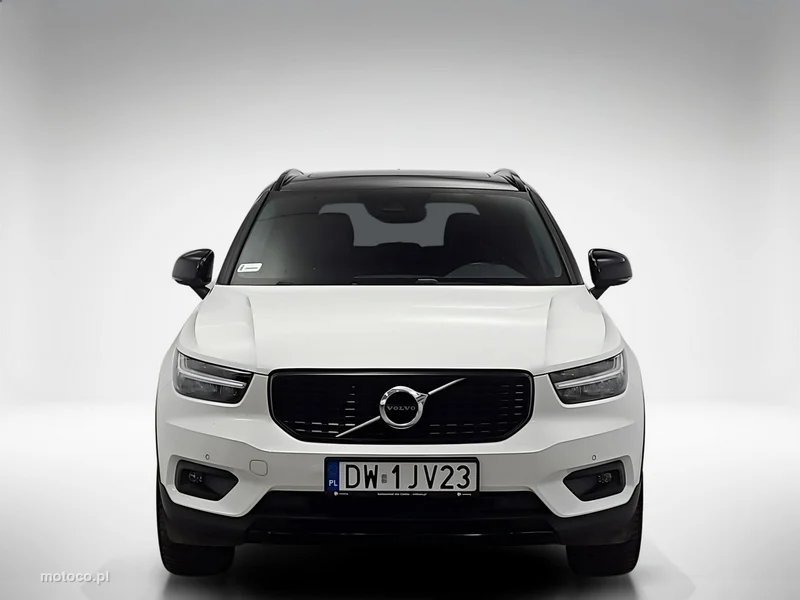 Volvo XC 40 8