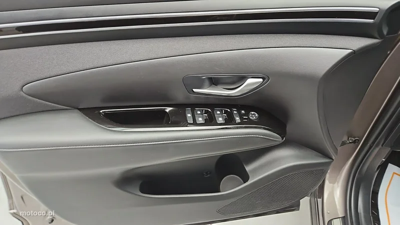 Hyundai TUCSON 10