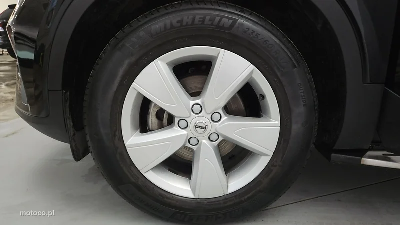 Volvo XC 40 24