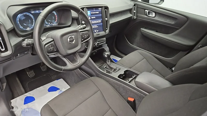 Volvo XC 40 9