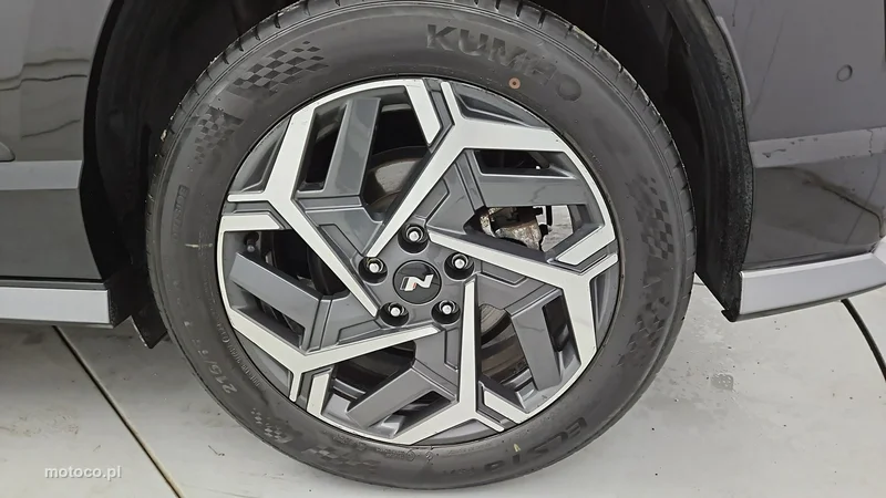 Hyundai KONA 25