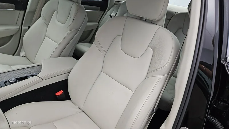 Volvo S90 11