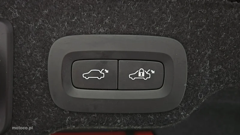 Volvo S90 25
