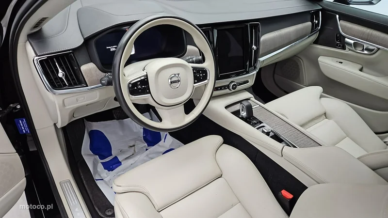 Volvo S90 9