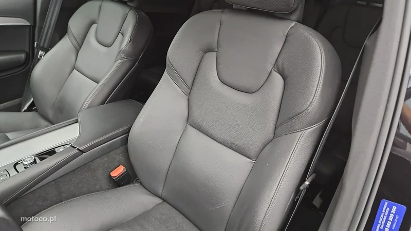 Volvo XC 90 11