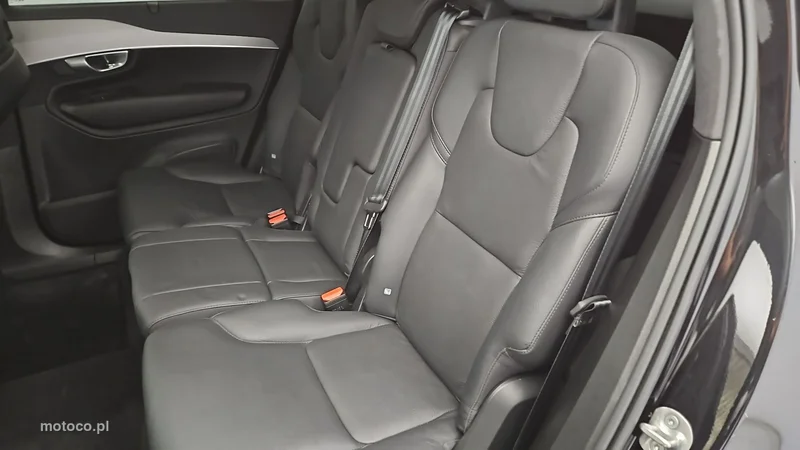 Volvo XC 90 21