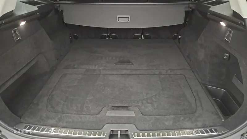 Volvo XC 90 23