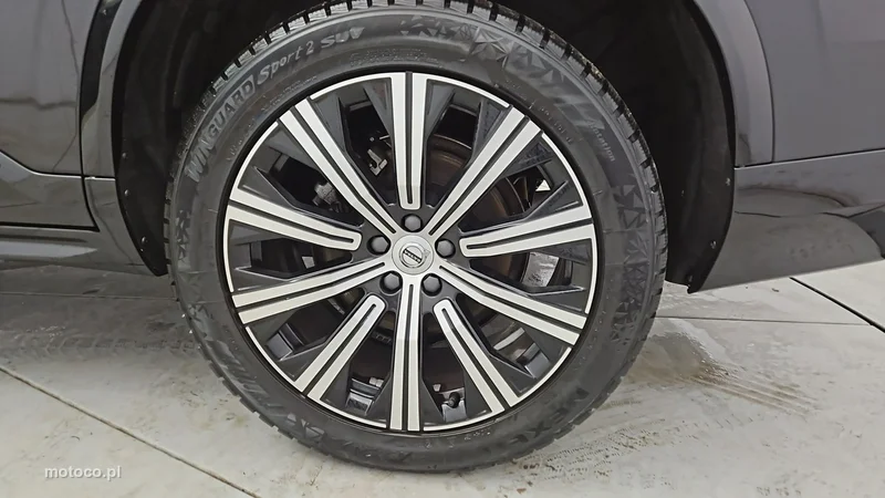 Volvo XC 90 25