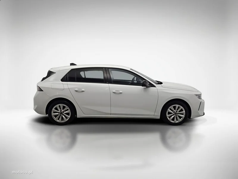 Opel Astra L 6