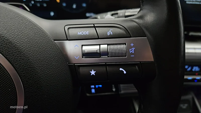 Hyundai KONA 15