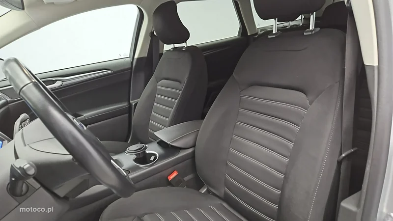 Ford Mondeo V 11