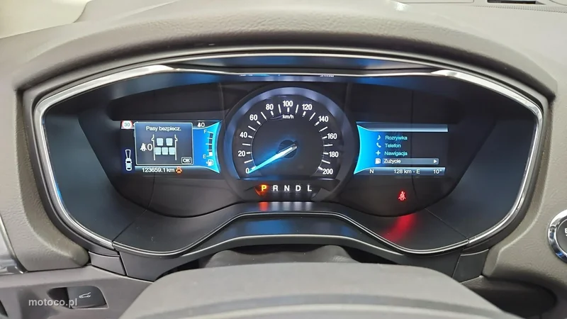 Ford Mondeo V 14