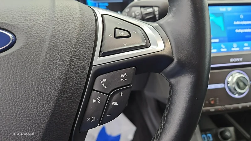 Ford Mondeo V 15