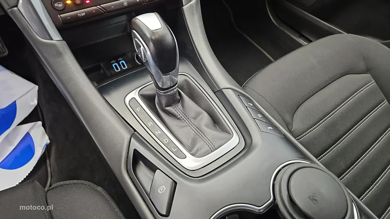Ford Mondeo V 17