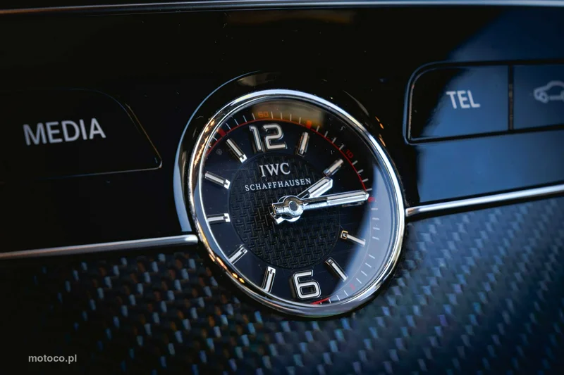Mercedes-Benz Klasa C W205 C 63 AMG 21