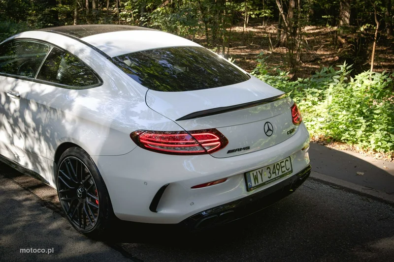Mercedes-Benz Klasa C W205 C 63 AMG 7