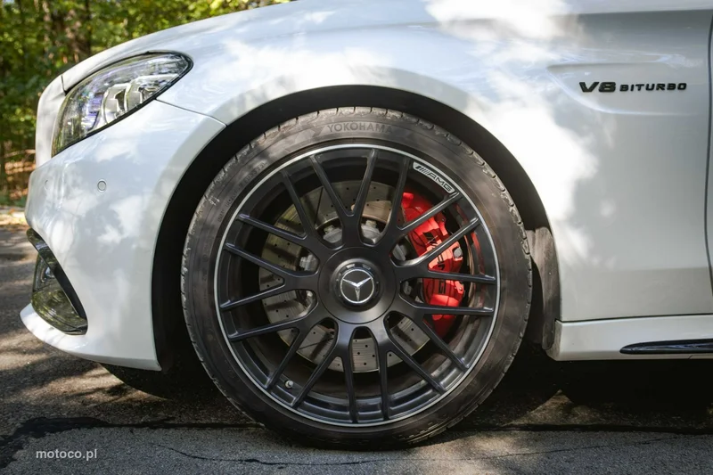 Mercedes-Benz Klasa C W205 C 63 AMG 10