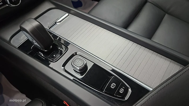 Volvo XC 60 17