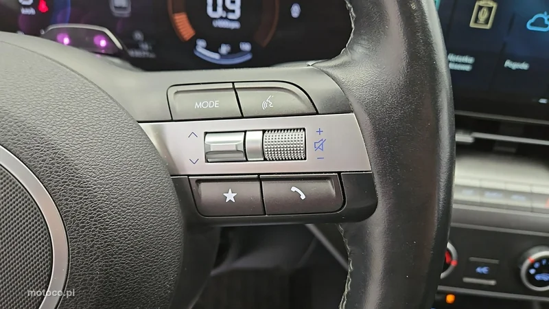 Hyundai KONA 15