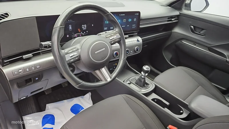 Hyundai KONA 9