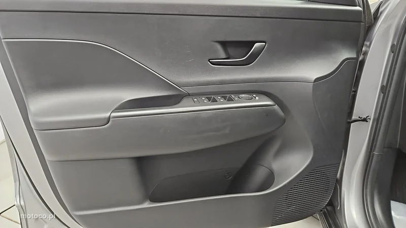 Hyundai KONA 10