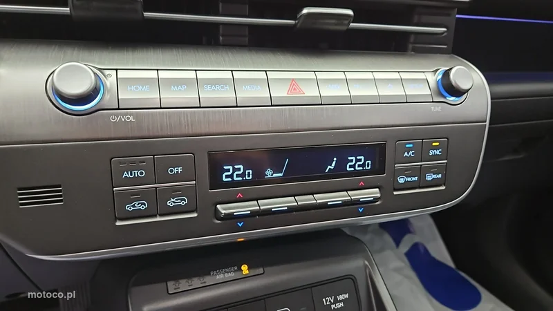 Hyundai KONA 19