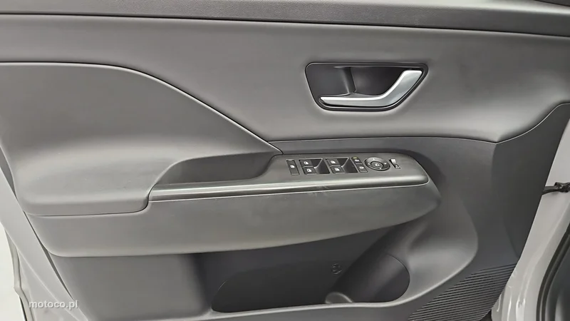 Hyundai KONA 10
