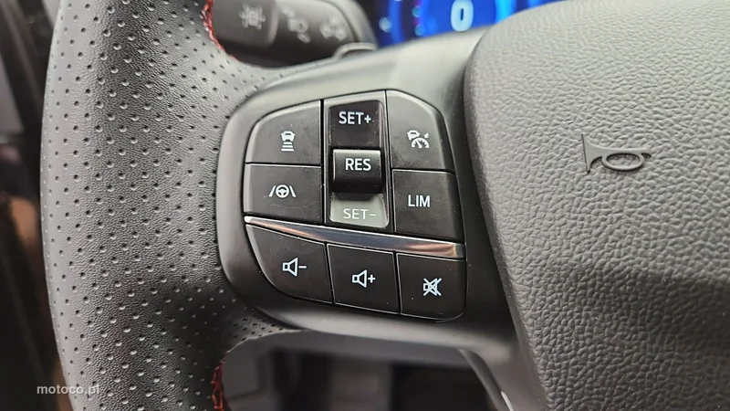 Ford Kuga III 16