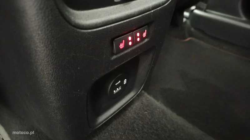 Ford Kuga III 23