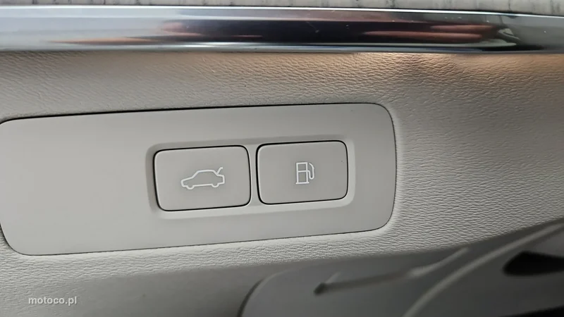 Volvo XC 90 17