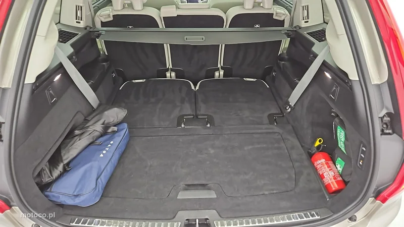 Volvo XC 90 24
