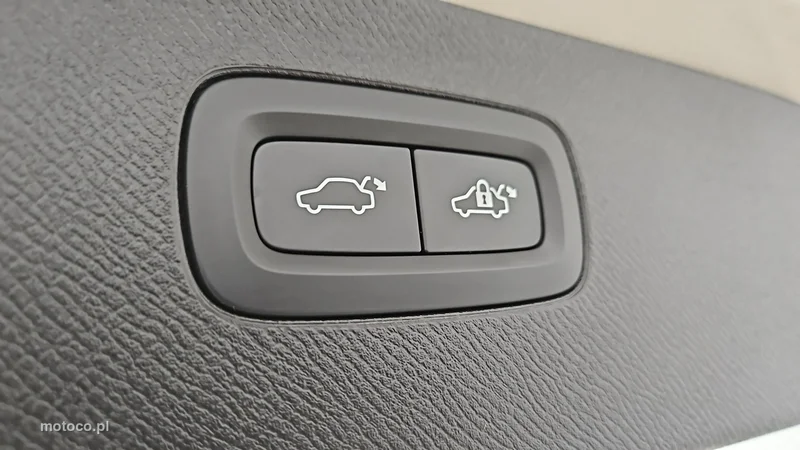 Volvo XC 90 25
