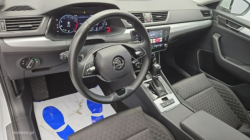 Skoda Superb III 9