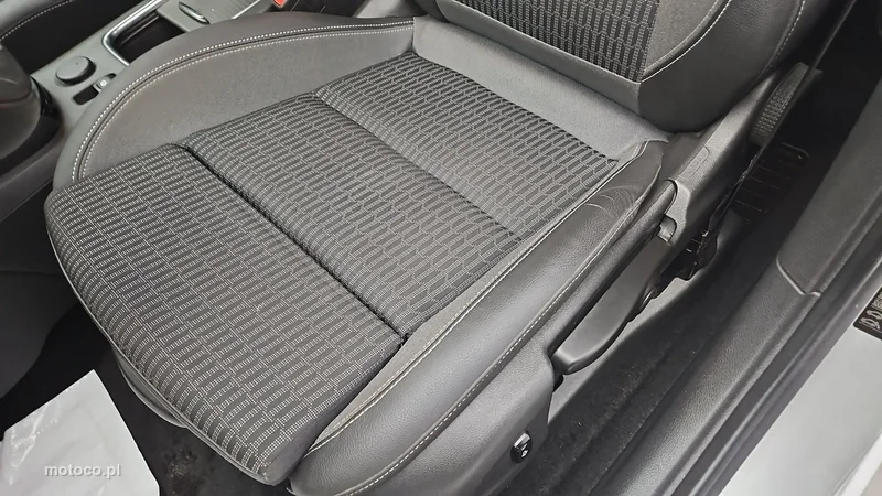 Opel Astra K 12