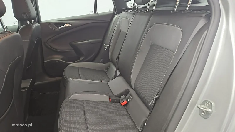 Opel Astra K 21