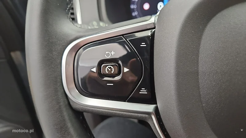Volvo XC 90 16