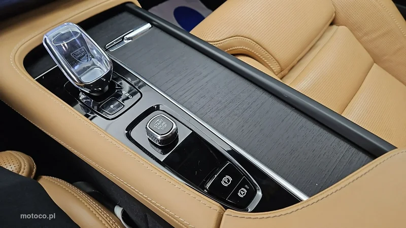 Volvo XC 90 17