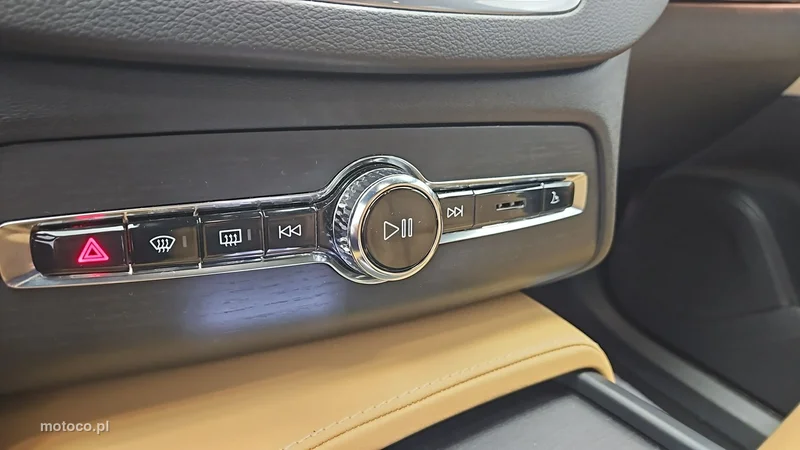 Volvo XC 90 18